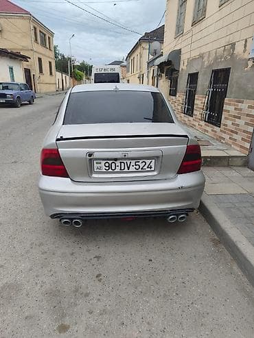 014 maşın: Opel Vectra: 1.8 l | 2000 il 300000 km Sedan — 2