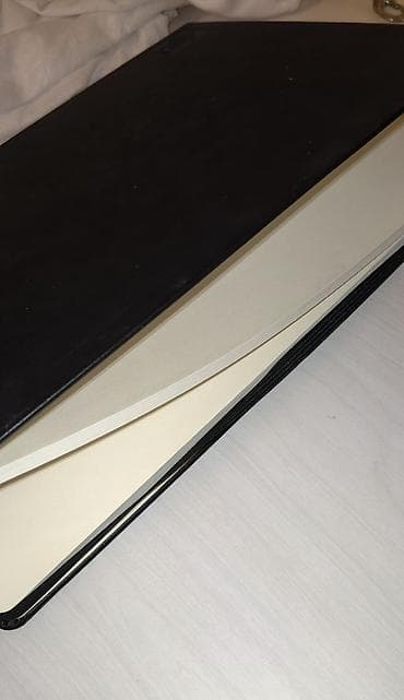 mini laqonda: Məhsul: Sakura brendli qara sketçbuk + Mont Marte Tracing Paper Pad — 3