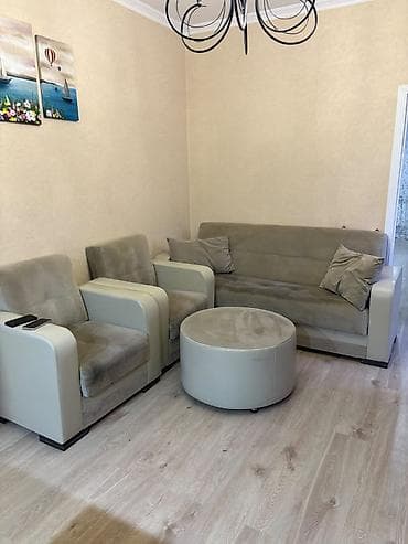 pufikler: Divan+kreslo+puf 250azn satilir.3de acilir ve bazalidi.Ünvan Memar — 1