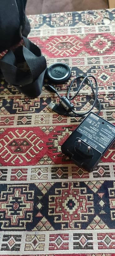 ayfon 4 s: Nikon DX DSLR fotoaparat dəsti - Fotoaparat: Nikon DX seriyası (üst — 1