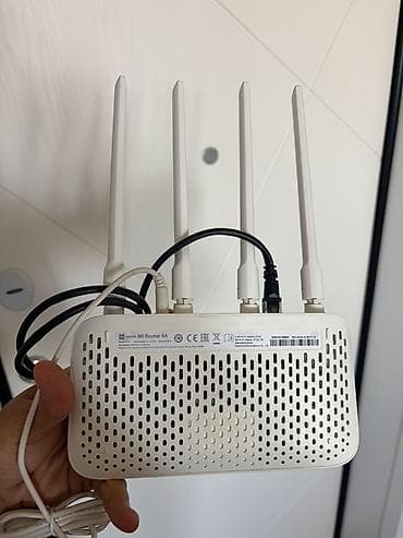 Modemlər və şəbəkə avadanlıqları: Xiaomi router 4A gigabit, global versiya. Ideal veziyyetde, tezeden — 2