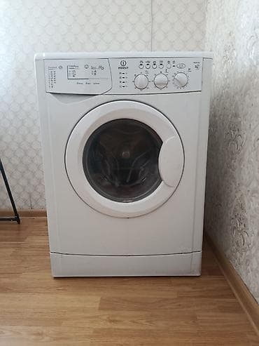 Paltaryuyan maşın Indesit, 5 kq, Avtomat, Qurutmasız