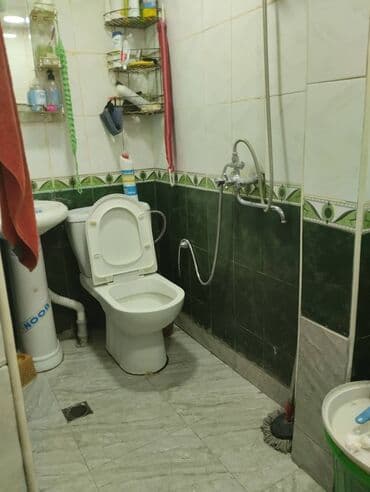 bakıda evlərin qiyməti: Bakı, NZS, 3 otaqlı, Köhnə tikili, m. Xalqlar Dostluğu, 65 kv. m — 7