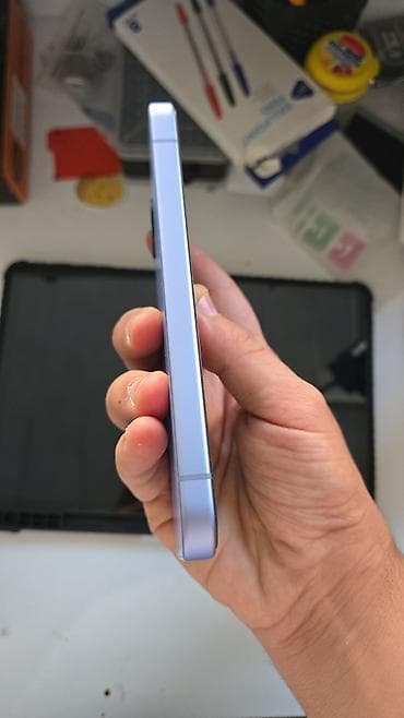 hard disk ssd: Google Pixel 9a, 128 GB, rəng - Bənövşəyi, Sensor, Simsiz şarj — 2