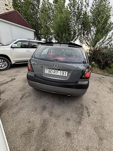 Nəqliyyat: Kia Rio: 1.4 l | 2005 il Hetçbek — 8