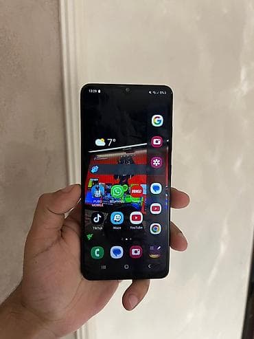 1 saat limitsiz internet: Samsung Galaxy A32, 128 GB, rəng - Qara, Barmaq izi, Face ID — 4