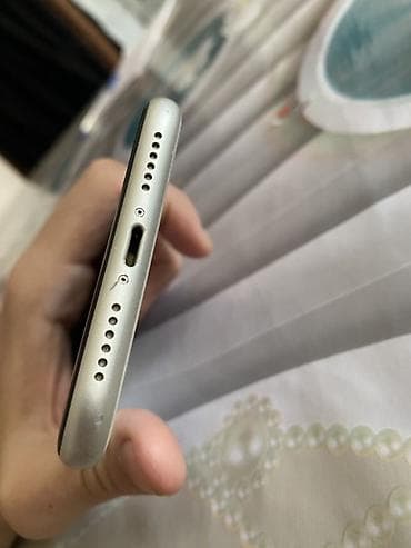 i̇phone 13 pro max qiymeti: IPhone 11, 128 GB, Ağ, Face ID — 4