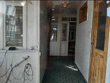 serifzadede satilan evler: Şəhərin mərkəzində Xan bağına yaxın 2 böyük zal mətbəxi balkonu Hamamı — 1