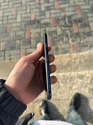 şur mikrafonlar: IPhone SE, 64 GB, Qara, Barmaq izi — 6