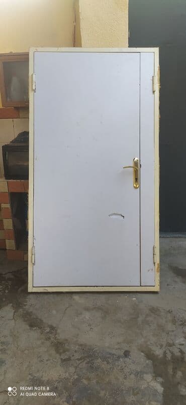 domax qapi: Mənzil üçün İşlənmiş Giriş qapısı Zəmanətsiz, Ödənişli quraşdırma, Ödənişli çatdırılma — 3