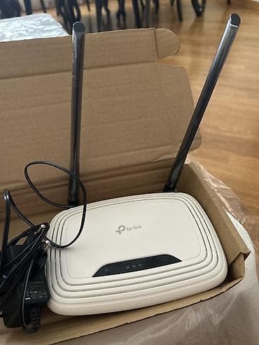 TP-Link TL-WR841N Wi‑Fi router - Sürət: 300 Mbps-ə qədər (2.4 GHz