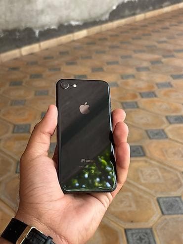 irşad telecom iphone 8: IPhone 8, 64 GB, Qara, Simsiz şarj — 1