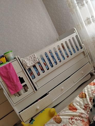 oyuncaql: Uşaq üçün yemək stulu - Rəng: krem/bej tonları, ağ metal ayaqlar - — 3