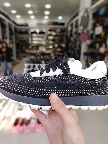 женские белые туфли: Размер: 37, Новый — 1