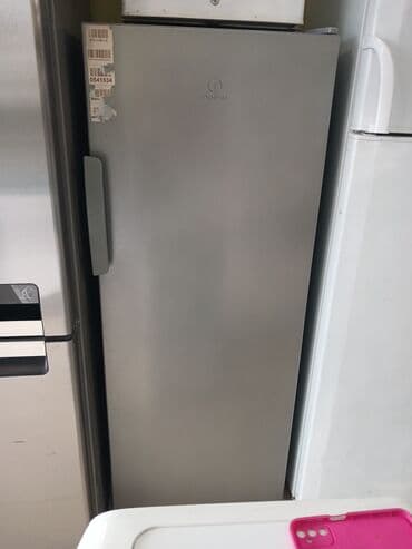 portativ hipotermik (soyuducu) paket konteyner: Qapalı dondurucu, Indesit, İtaliya — 1