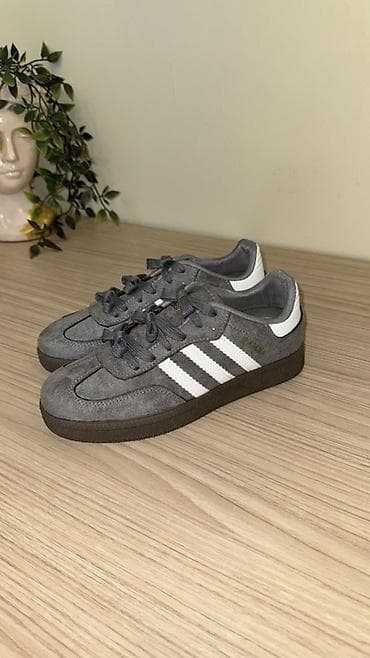 Мужская обувь: Məhsul: Adidas Samba Grey (suede üstlük) - Rəng: Tünd boz üstlük, ağ — 1