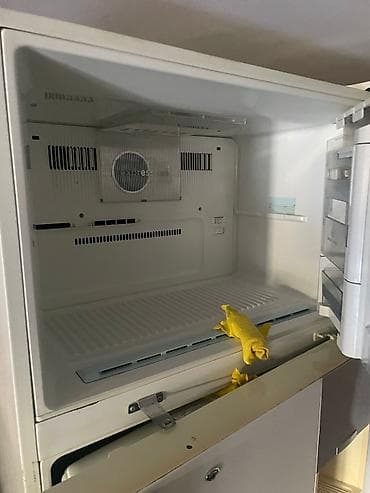 xarab xaladenik: LG soyuducu 690 Azn❗Yaxşı vəziyyətdədir.Ölçü uz 2m/en 80sm Ünvan — 6