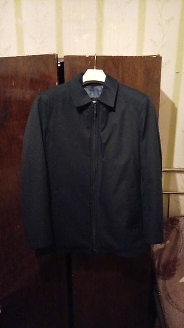 Üst geyimləri: Salam təzə di geyinilmiyib 150 manata alınıb Az geyinilib Təzədi 52 — 1