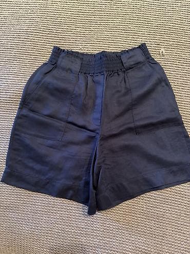 Massimo dutti s razmerdi 20 azn
