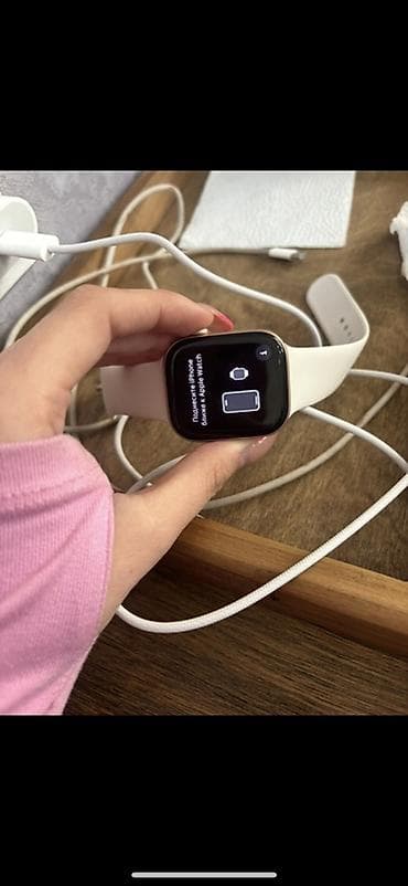 smart box: Apple Watch Series 10 – 41 mm, Alumini korpus, Light Pink Sport Band — 1