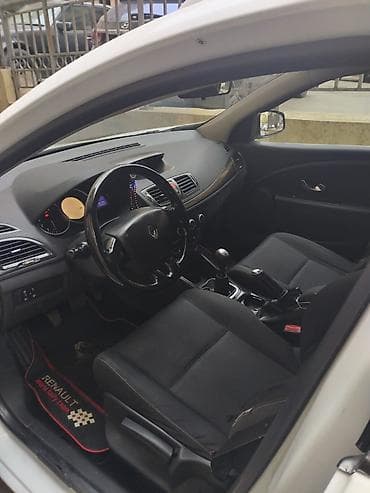 Renault meqan 2010 dizel motor 1.5 otur sür vəziyəti qiymət əlaqə