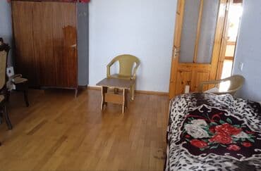 elite: Ev Bakixanov Razin talkuçka yaxin Qaraçuxura geden yolun kenarinda — 3