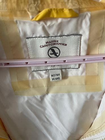 geynilmis paltarlar: Teze vetrofka kurtka 14 yaş,unisex 15 m satıır,hemde yağışdan gorunmaq — 4