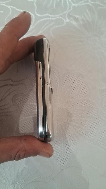 6100 nokia: Nokia rəng - Gümüşü, Düyməli — 1