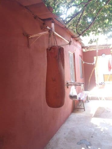 ev certiyojları: 3 otaqlı, 100 kv. m, Orta təmir — 4