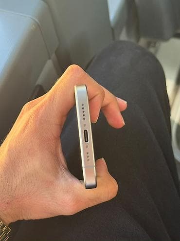 2.el macbook: IPhone 15 Pro, Gümüşü, Face ID — 4