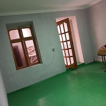İcarəyə verilir – kiçik həyət evi Plan: - 1 otaq + mətbəx + sanitar — 5