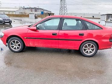 əlimyandı avto: Opel Vectra: 1.8 l | 1997 il 101000 km Hetçbek — 3