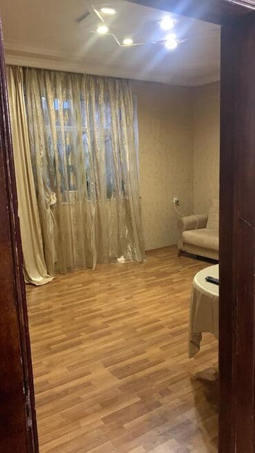 əcəmi naxçıvani küçəsi: Bakı, 28 May, 2 otaqlı, Köhnə tikili, m. Azadlıq Prospekti, 56 kv. m — 24