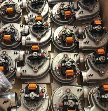 paltaryuyan temiri: Kombi ustasi Servis xidməti var Ünvan:8 ci km bazar Qara Qarayev 102 — 5