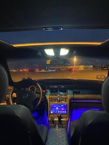 mercedes e class: Mercedes-Benz E-Class: 2.3 l | Sedan — 8