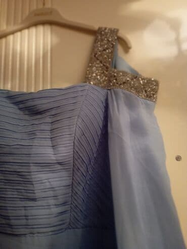 nişan donları 2023: Mavi rəngdə, uzun ziyafət/libas. - Model: Asimmetrik kəsimli, döş — 11