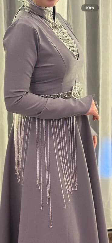 lalafo ziyafet geyimleri: Qadın üçün zərif milli üslubda uzun don. - Rəng: boz - Dizayn: boğaza — 2