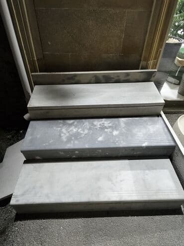 Mərmər pilləkən örtükləri və basqılar - Material: təbii mərmər -