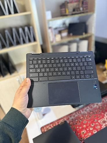 hp 1536: HP Elite Dragonfly Chromebook x360 (convertible) - Ekran: 13.5" — 2