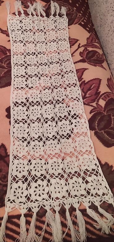 Bentley: Ağ rəngli, əl işi krujeva şərf - Material: nazik, yumşaq iplikdən əl — 2