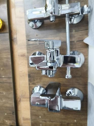 Xrom örtüklü divar tipli qarışdırıcı kran dəsti - Vanna/dus üçün