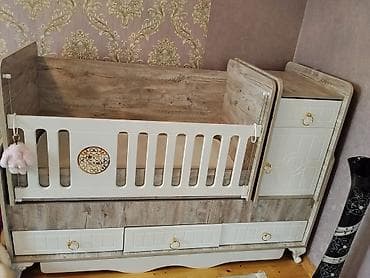 cehiz mebeli: Uşaq beşiyi–transformer, inteqrə olunmuş şkaf və çekmecələrlə. - — 3