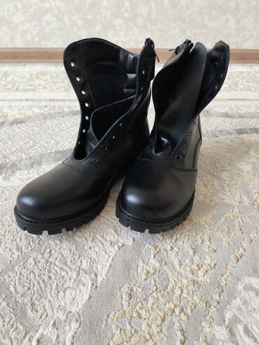 Qara hərbi/taktiki üslublu kişi çəkmələri - Material: parlaq qara