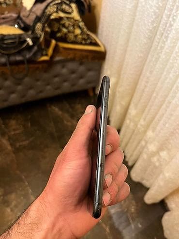 iphone 7 ekrani: IPhone 7, 32 GB, Qara, Barmaq izi — 3