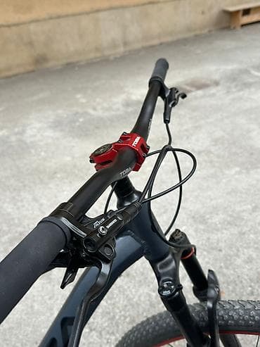 Спорт и отдых: Toba dağ velosipedi ideal vezyetdedi həc bir problemi yoxdu çox az — 3