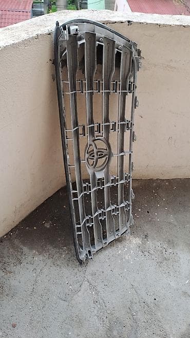 qazel radiatoru: Toyota ön radiator barmaqlığı (emblemli) - Model uyğunluğu: Toyota — 2