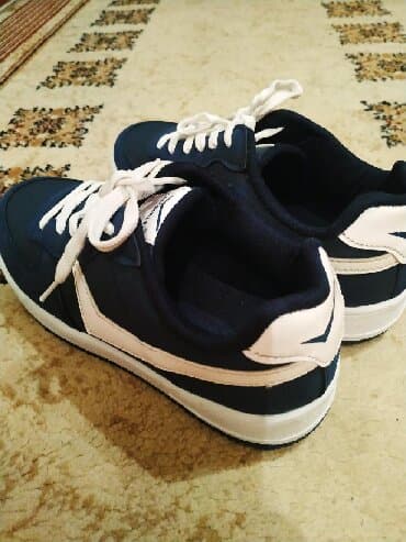 Məktəbli forması: Krasovka 1 dəfə geyinilib,baha alınıb balaca olduğundan satılır,ölçü — 3