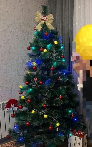 yolka gence: Yolka 110 AZN satılır Ölçü: hündürlüyü 210 sm Ünvan Yeni Suraxanı ✨ — 1