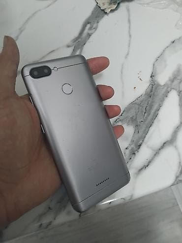 redmi 11a: Redmi 6, 64 GB, rəng - Gümüşü, Qırıq, Barmaq izi, İki sim kartlı — 3
