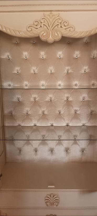 Soyuducu avadanlığı: Şüşəli dolab vitrini, İşlənmiş — 1